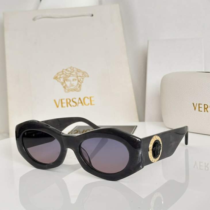 Picture of Versace Sunglasses _SKUfw79399126fw